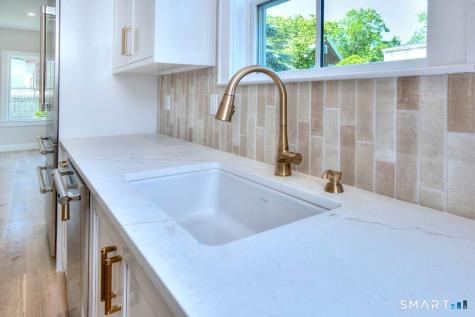 200 Henry Street Fairfield CT 06824