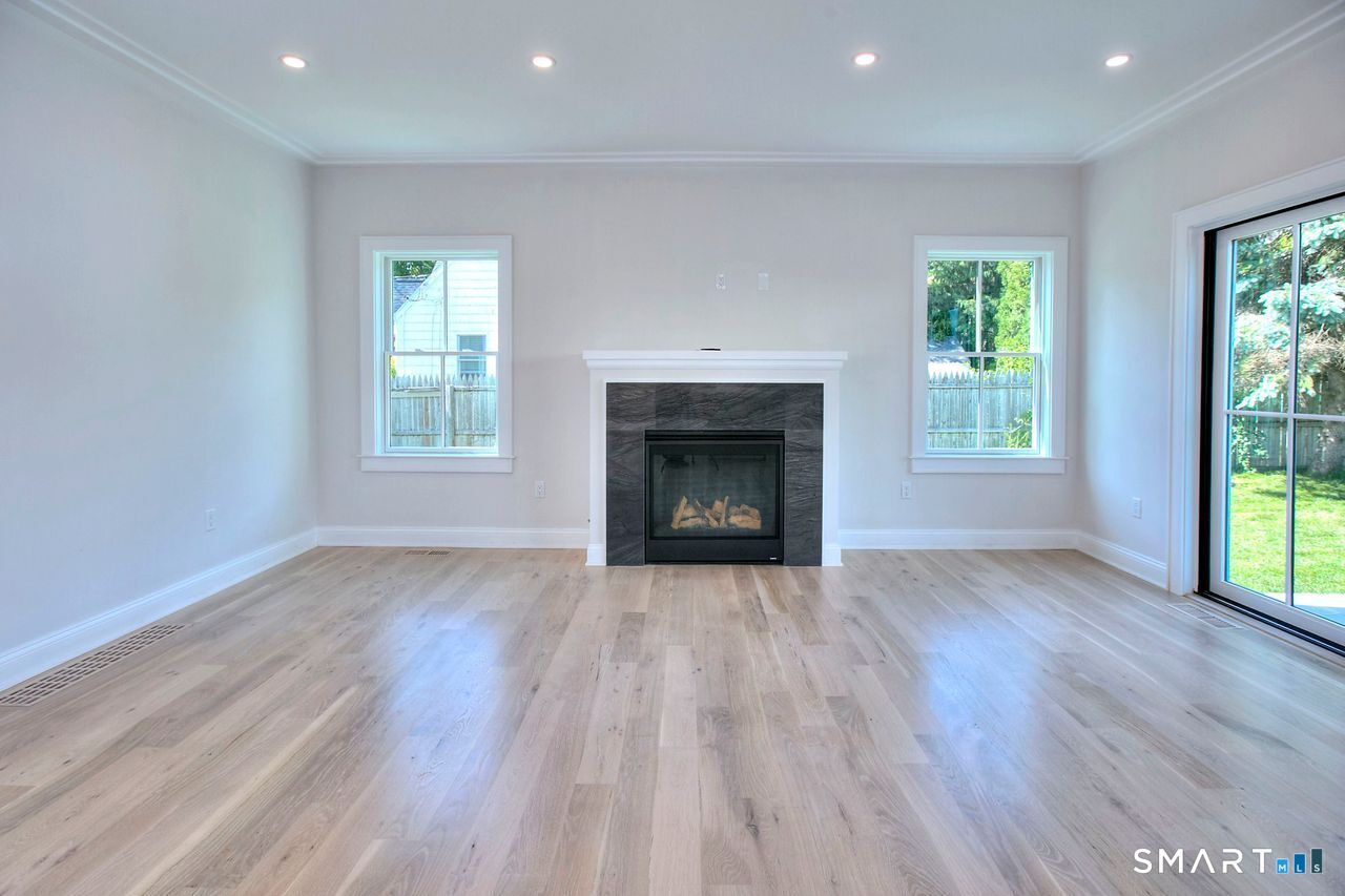 200 Henry Street Fairfield CT 06824