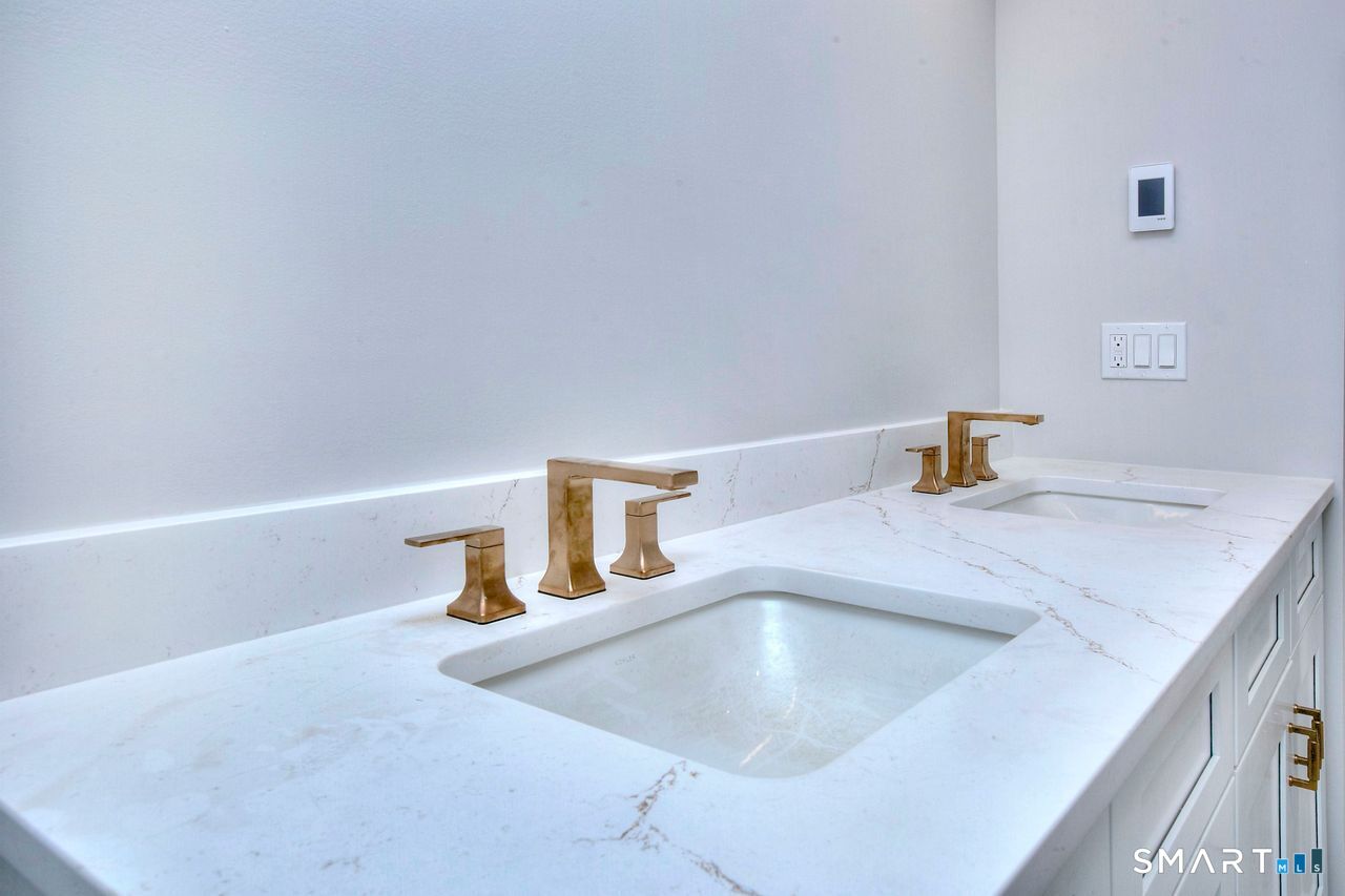200 Henry Street Fairfield CT 06824