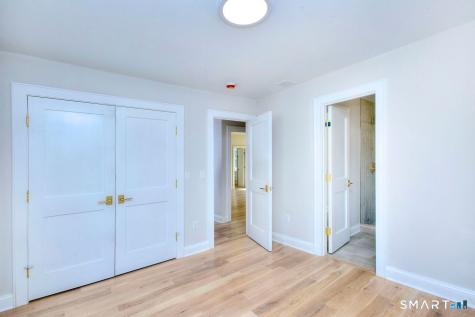 200 Henry Street Fairfield CT 06824