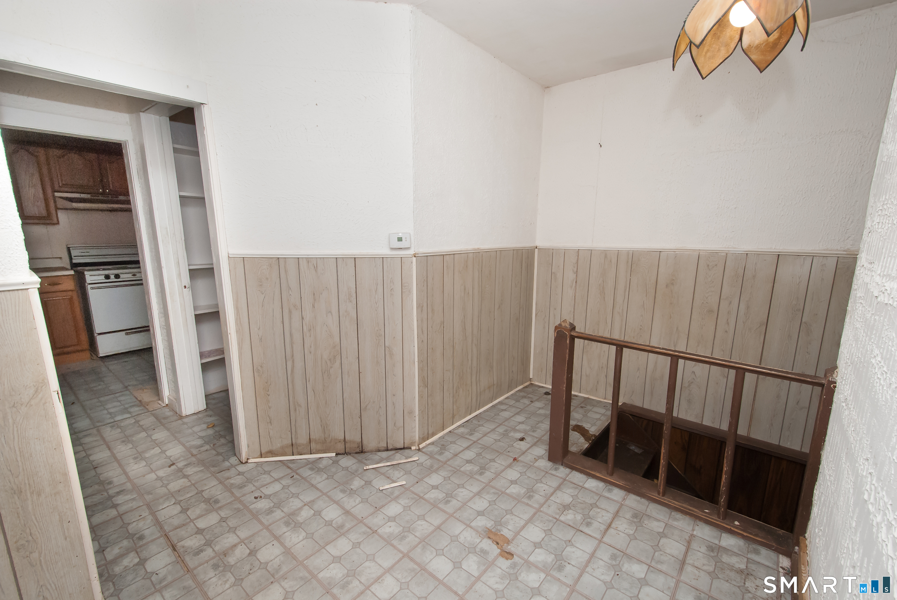 21 Riviera Terrace Oxford CT 06478