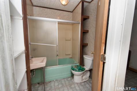 21 Riviera Terrace Oxford CT 06478