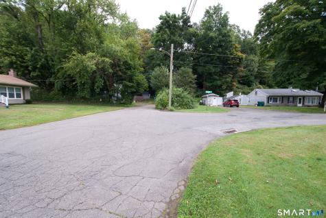 21 Riviera Terrace Oxford CT 06478