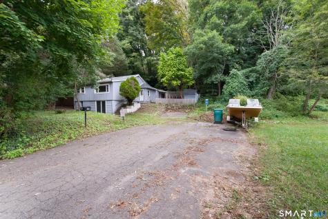 21 Riviera Terrace Oxford CT 06478