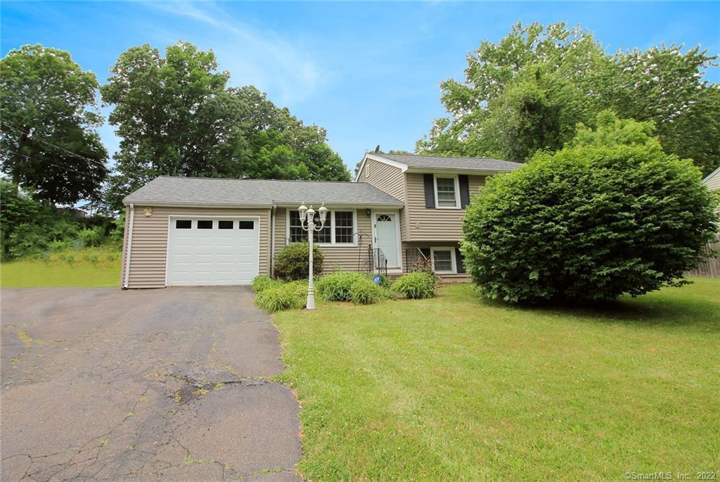 8 Ridgeland Road Wallingford CT 06492