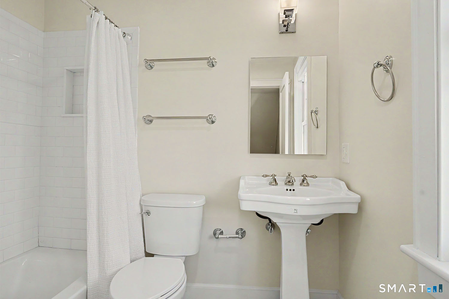 371 Grovers Avenue Bridgeport CT 06605