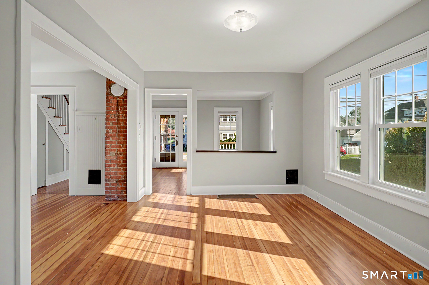 371 Grovers Avenue Bridgeport CT 06605