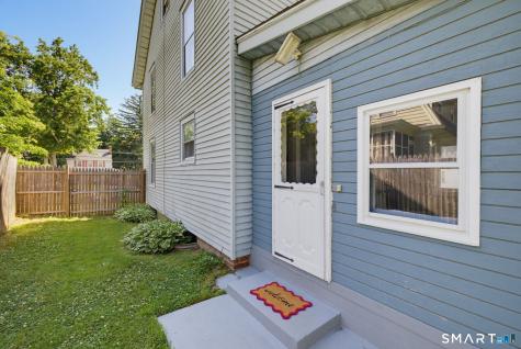 30 Winthrop Terrace Meriden CT 06451
