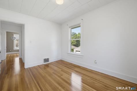30 Winthrop Terrace Meriden CT 06451