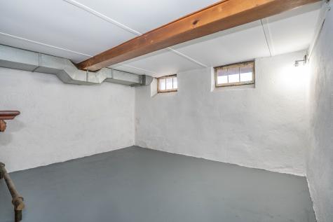 11 Eleanor Place Newington CT 06111