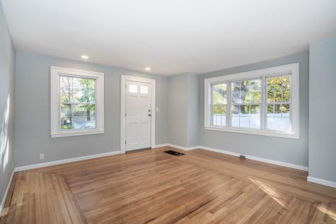 11 Eleanor Place Newington CT 06111