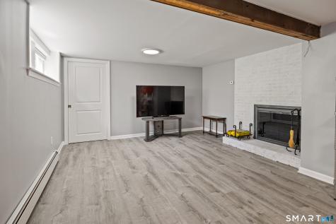 1062 Amherst Place Cheshire CT 06410