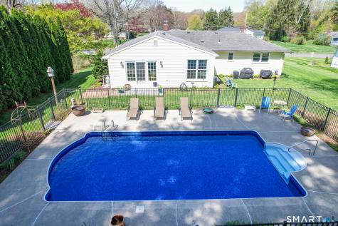 1062 Amherst Place Cheshire CT 06410
