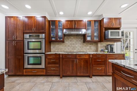 1062 Amherst Place Cheshire CT 06410