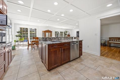 1062 Amherst Place Cheshire CT 06410