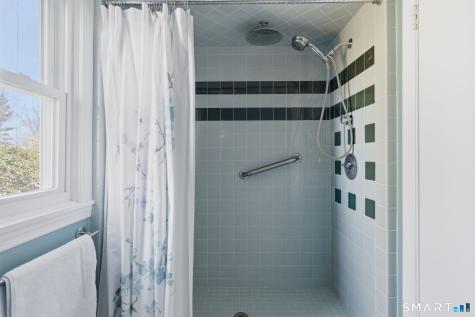 192 Dexter Avenue Meriden CT 06450