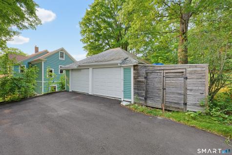 89 Mechanics Street Putnam CT 06260