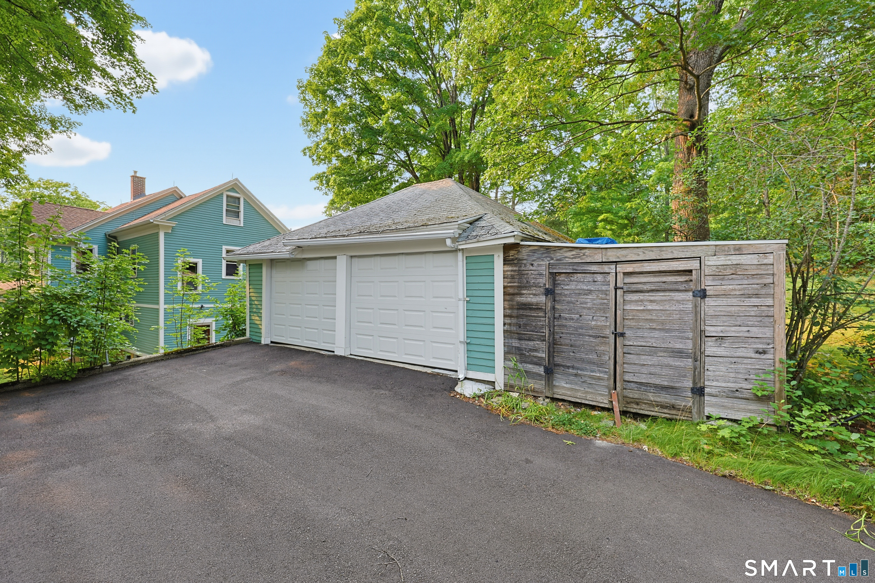 89 Mechanics Street Putnam CT 06260