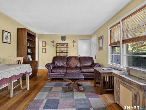 1245 Flanders Road Groton CT 06355