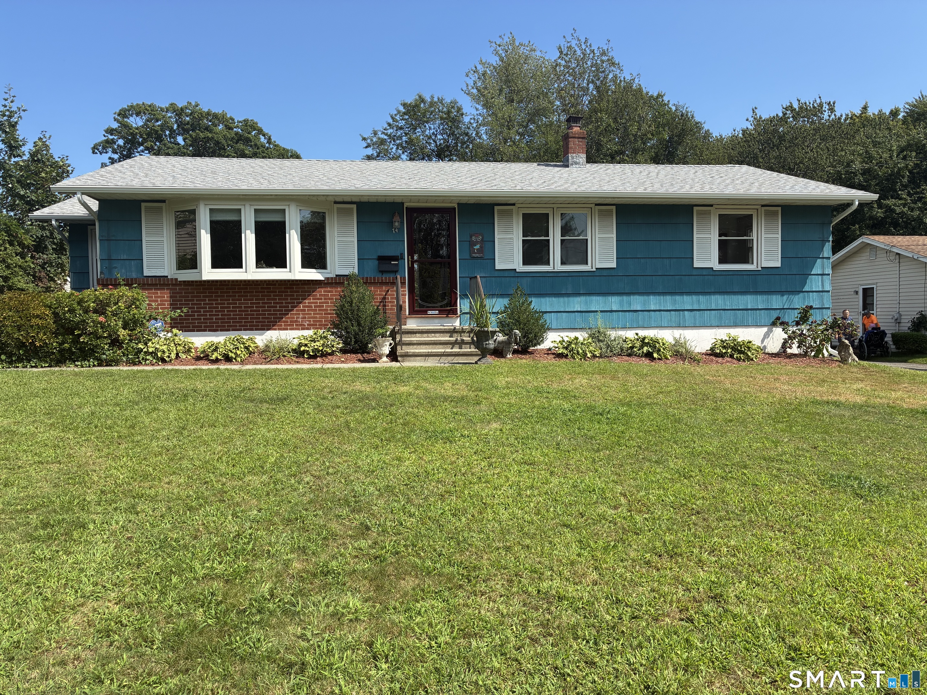 74 Live Oaks Road Milford CT 06460