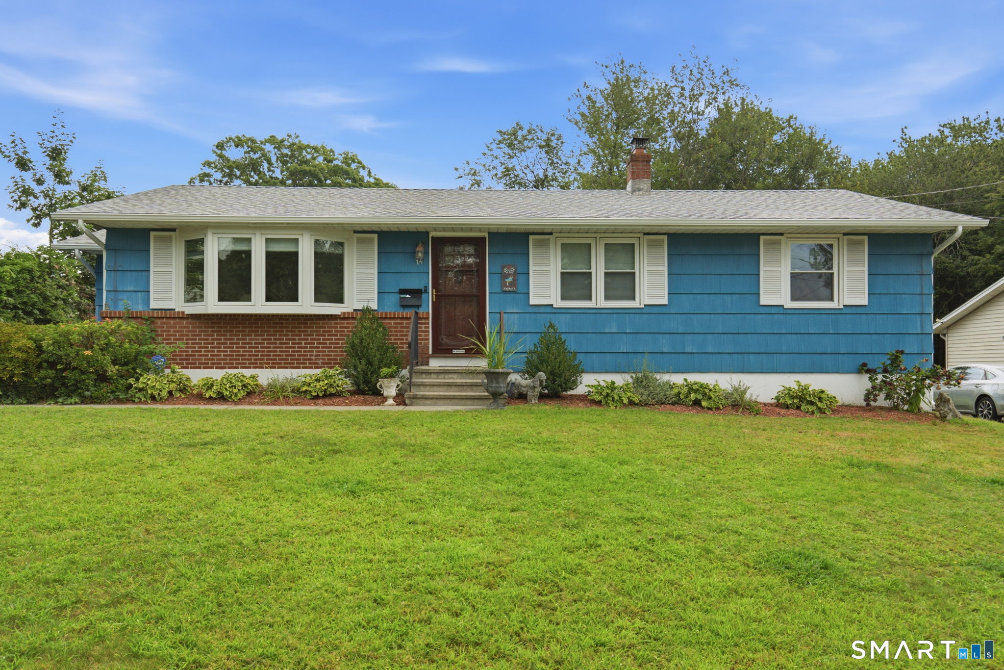 74 Live Oaks Road Milford CT 06460