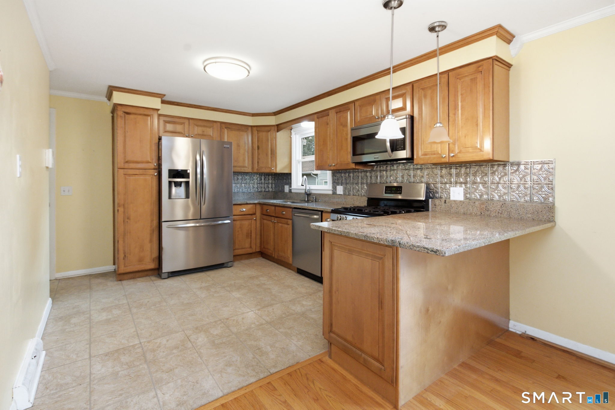 74 Live Oaks Road Milford CT 06460