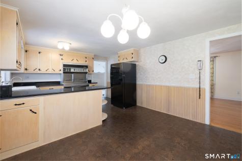 35 Oak Hill Drive Bristol CT 06010
