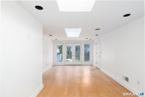 35 Oak Hill Drive Bristol CT 06010