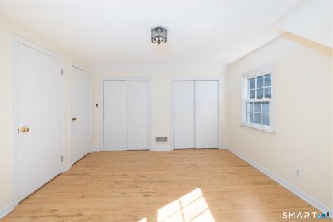 35 Oak Hill Drive Bristol CT 06010