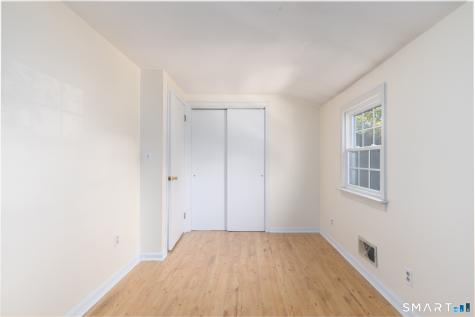 35 Oak Hill Drive Bristol CT 06010