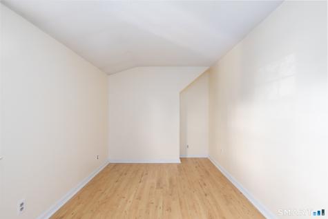 35 Oak Hill Drive Bristol CT 06010