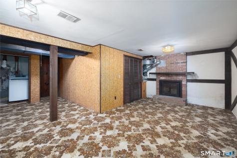 35 Oak Hill Drive Bristol CT 06010