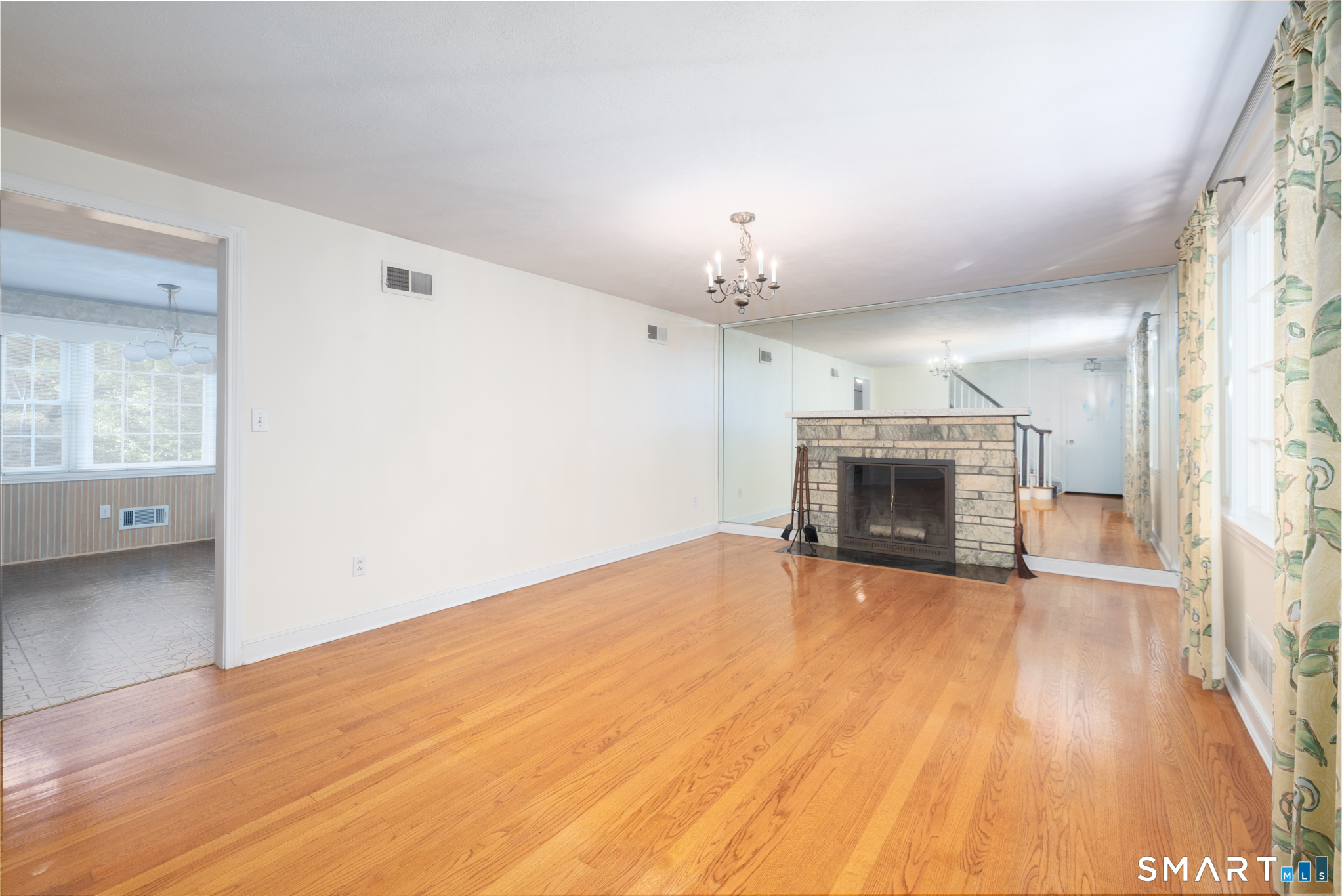 35 Oak Hill Drive Bristol CT 06010