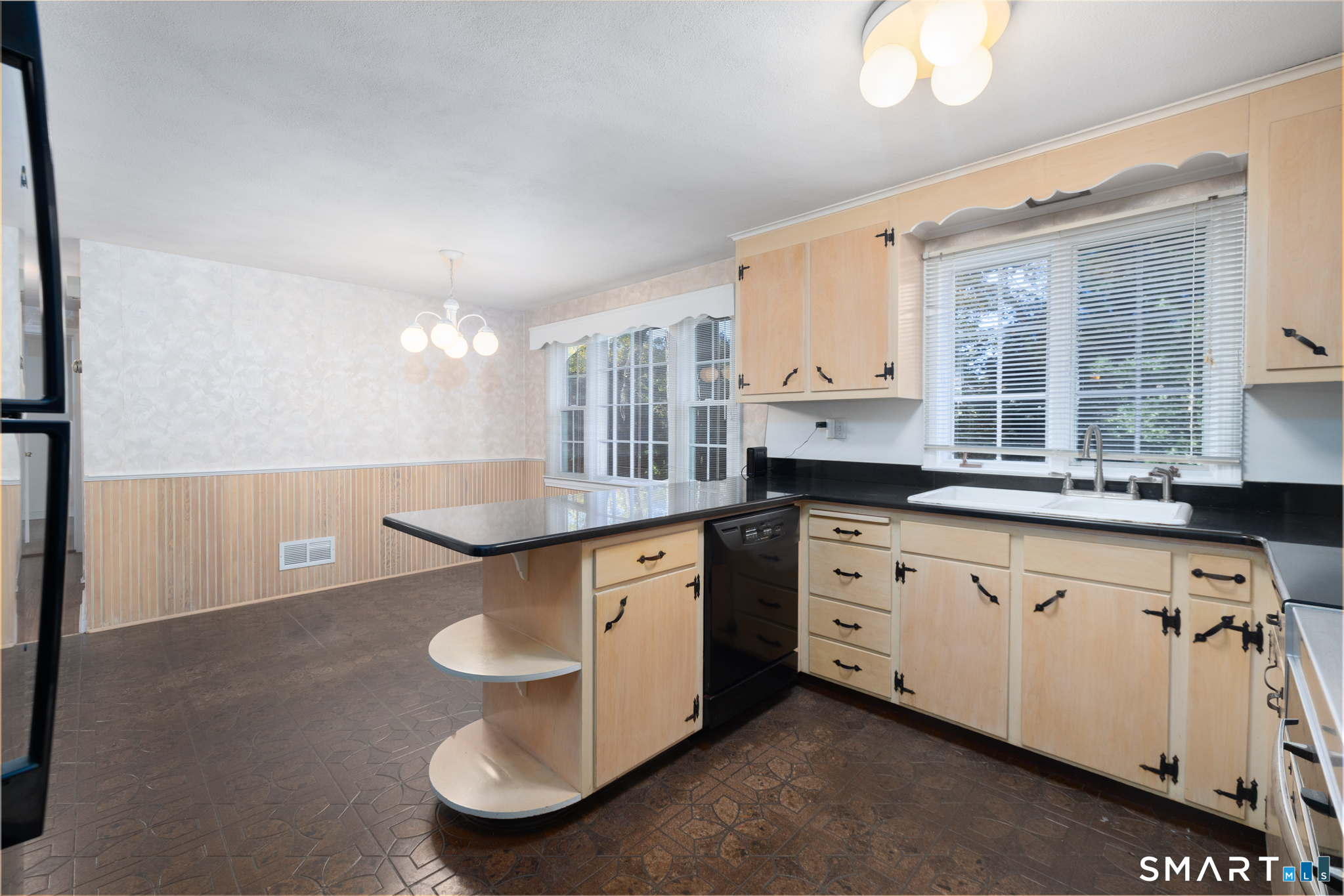 35 Oak Hill Drive Bristol CT 06010