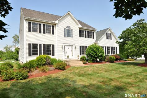 87 Gilbert Lane South Windsor CT 06074