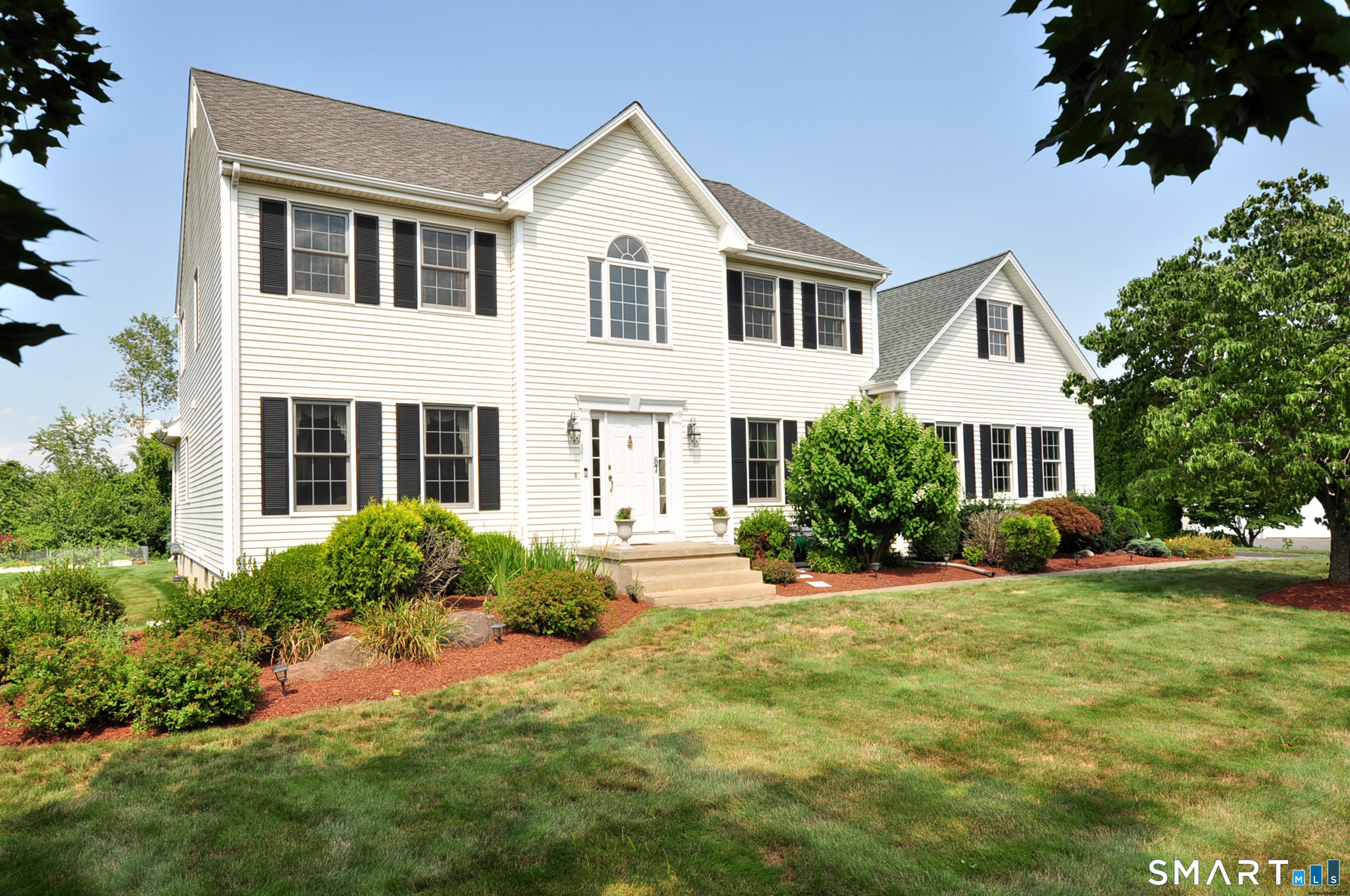 87 Gilbert Lane South Windsor CT 06074