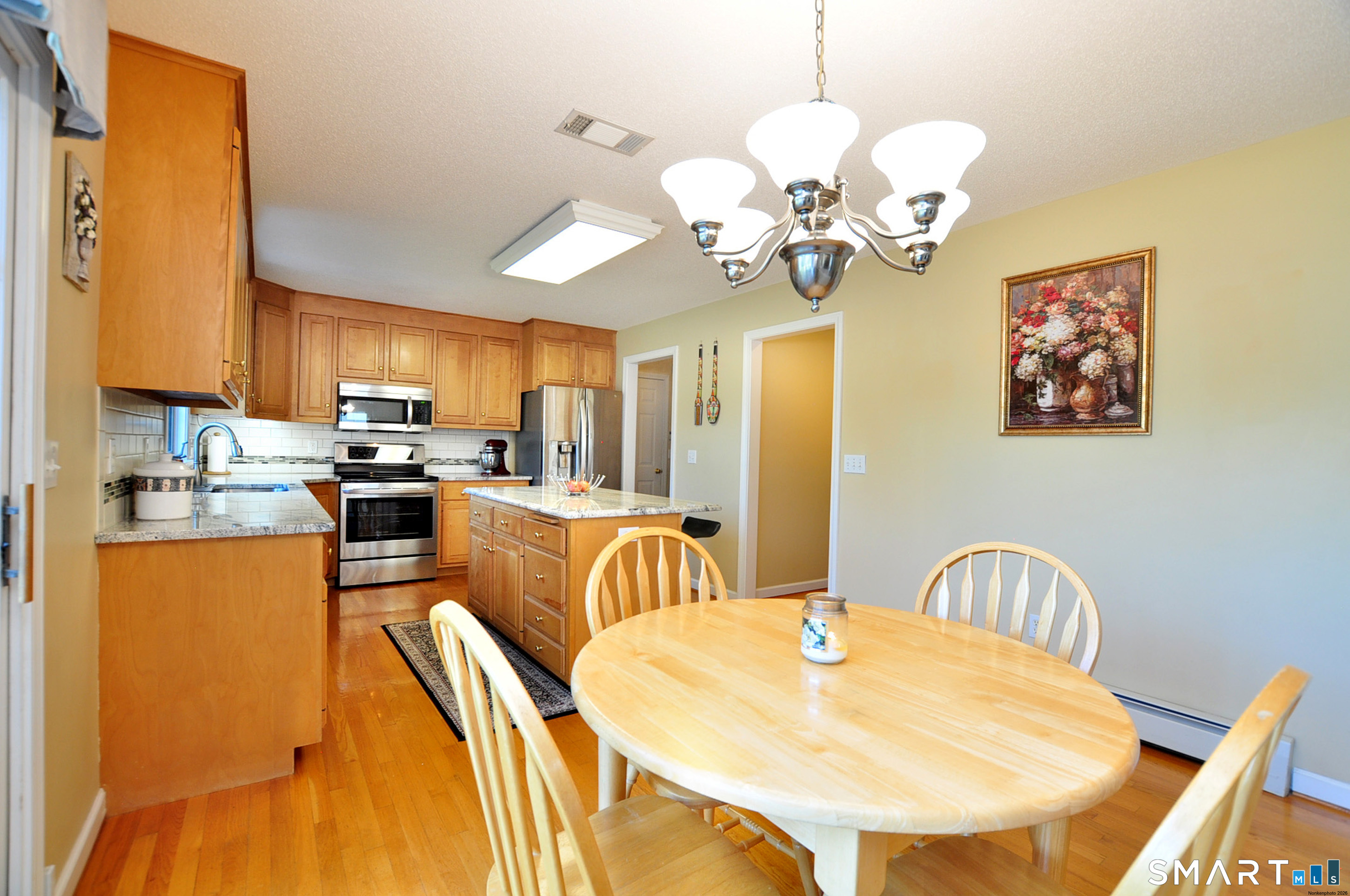 87 Gilbert Lane South Windsor CT 06074