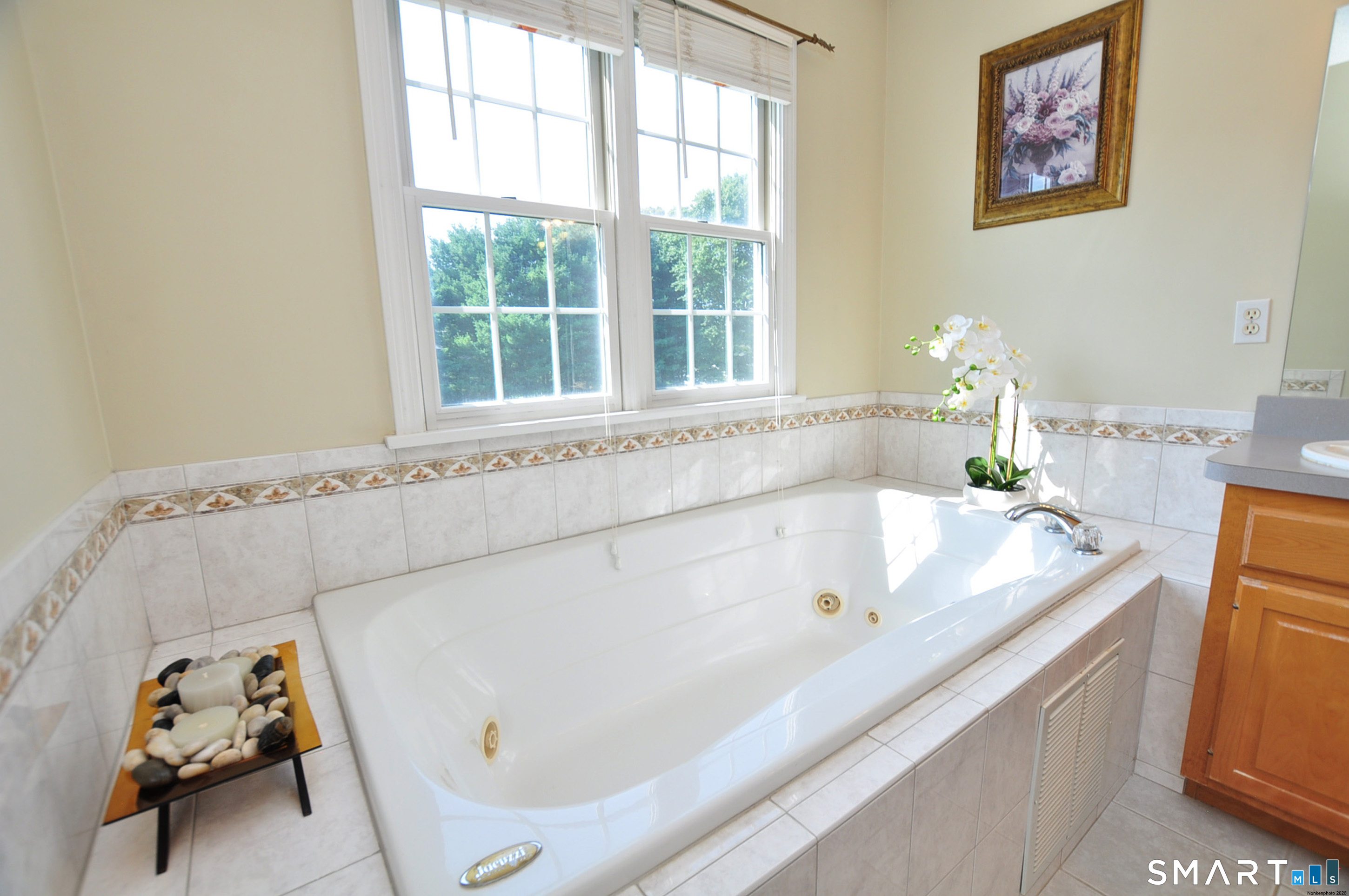 87 Gilbert Lane South Windsor CT 06074