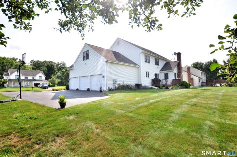 87 Gilbert Lane South Windsor CT 06074