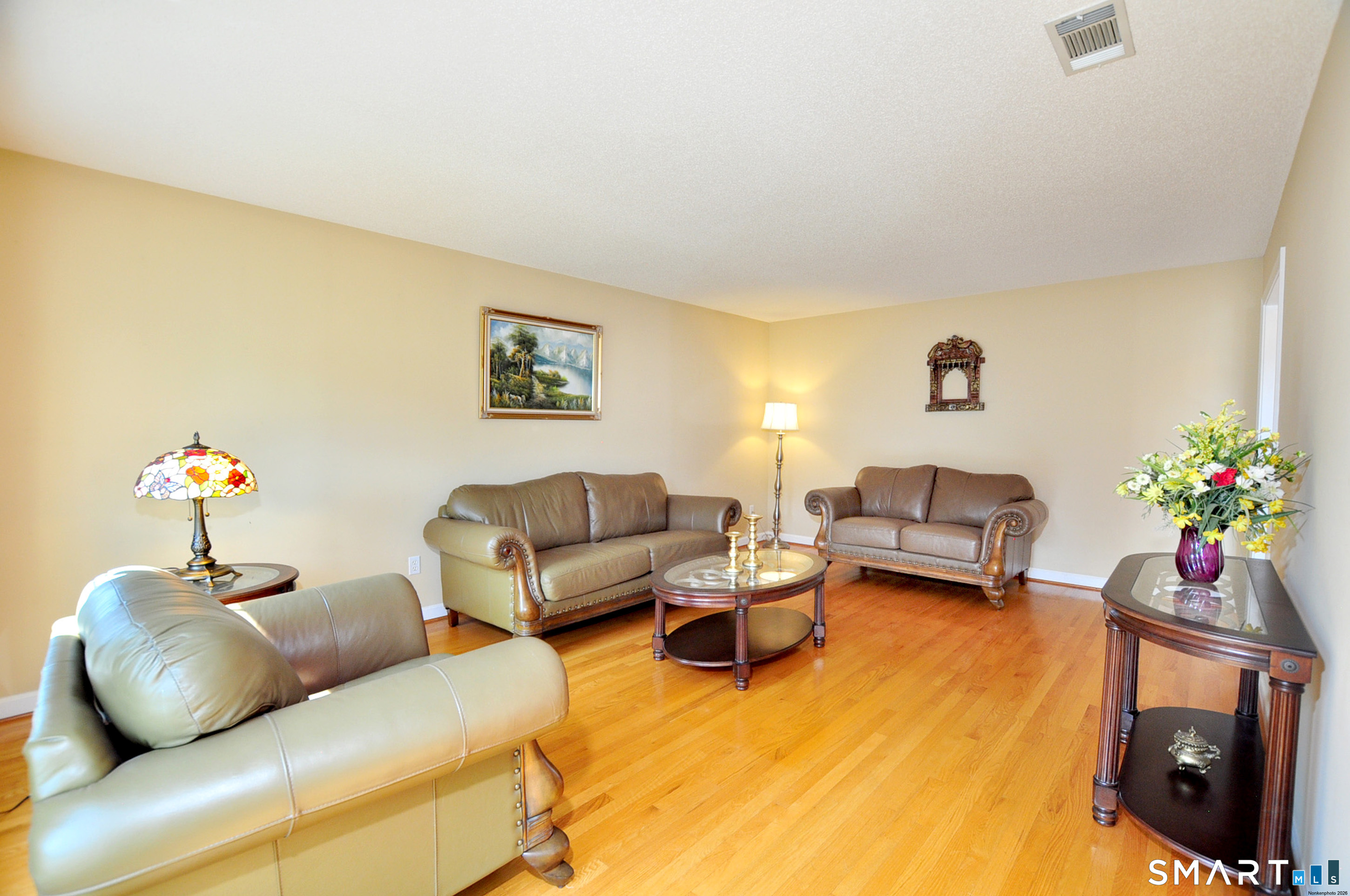 87 Gilbert Lane South Windsor CT 06074