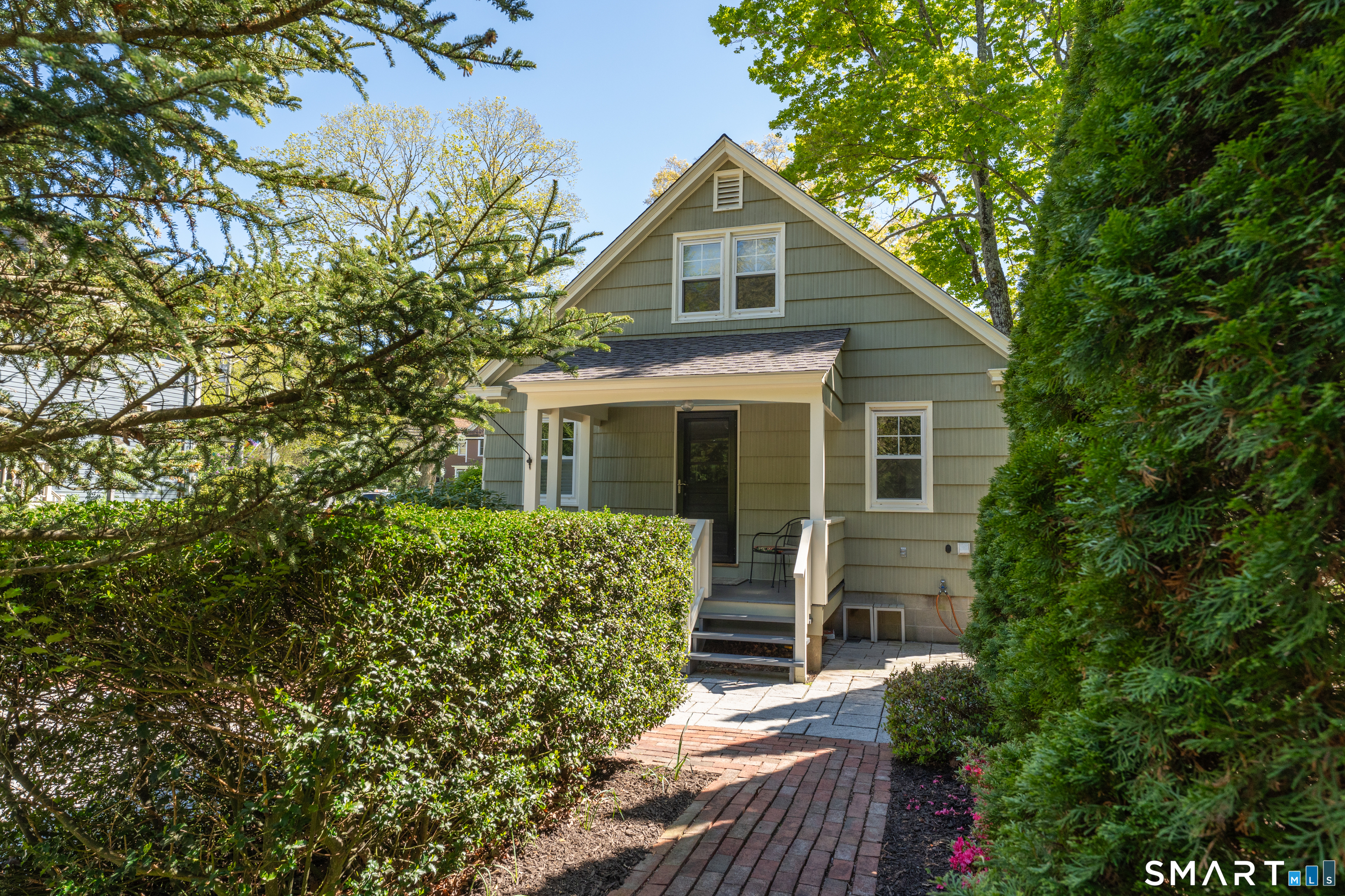 81 Main Street Chester CT 06412
