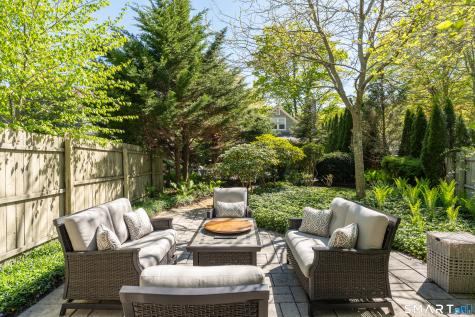 81 Main Street Chester CT 06412