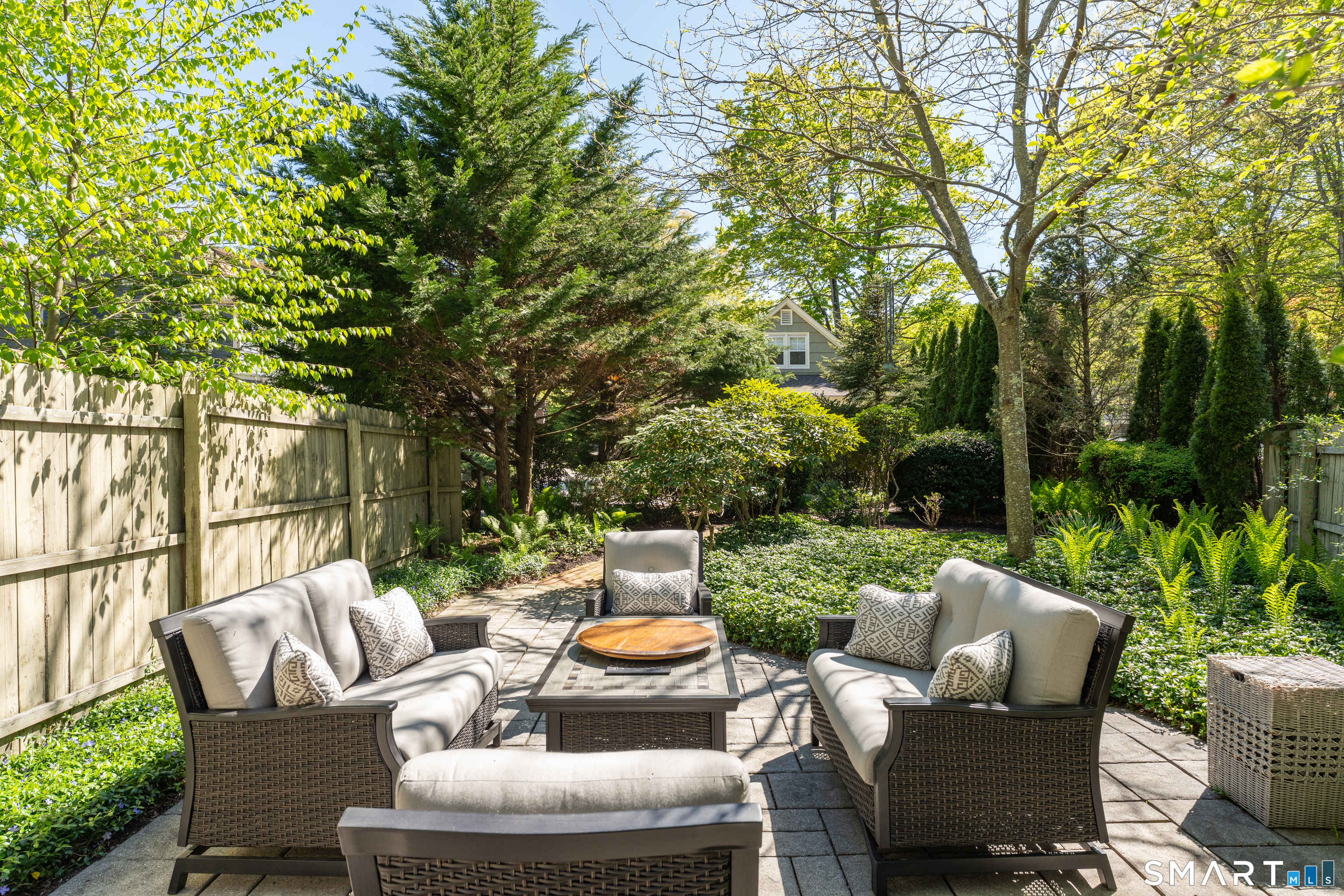 81 Main Street Chester CT 06412