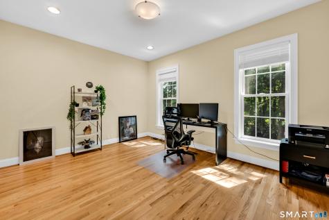 16 Highwood Crossing Burlington CT 06013