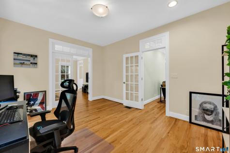 16 Highwood Crossing Burlington CT 06013