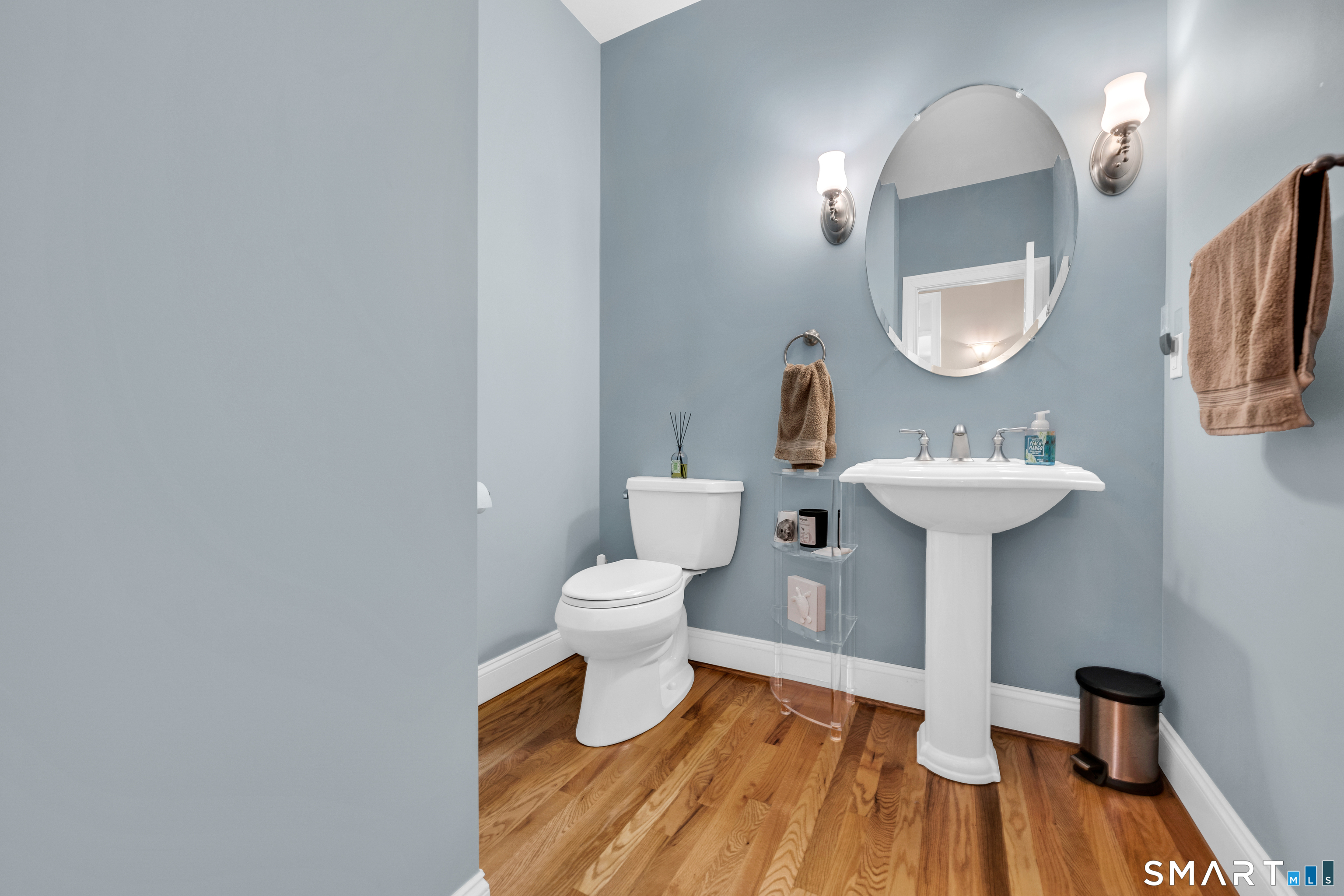 16 Highwood Crossing Burlington CT 06013