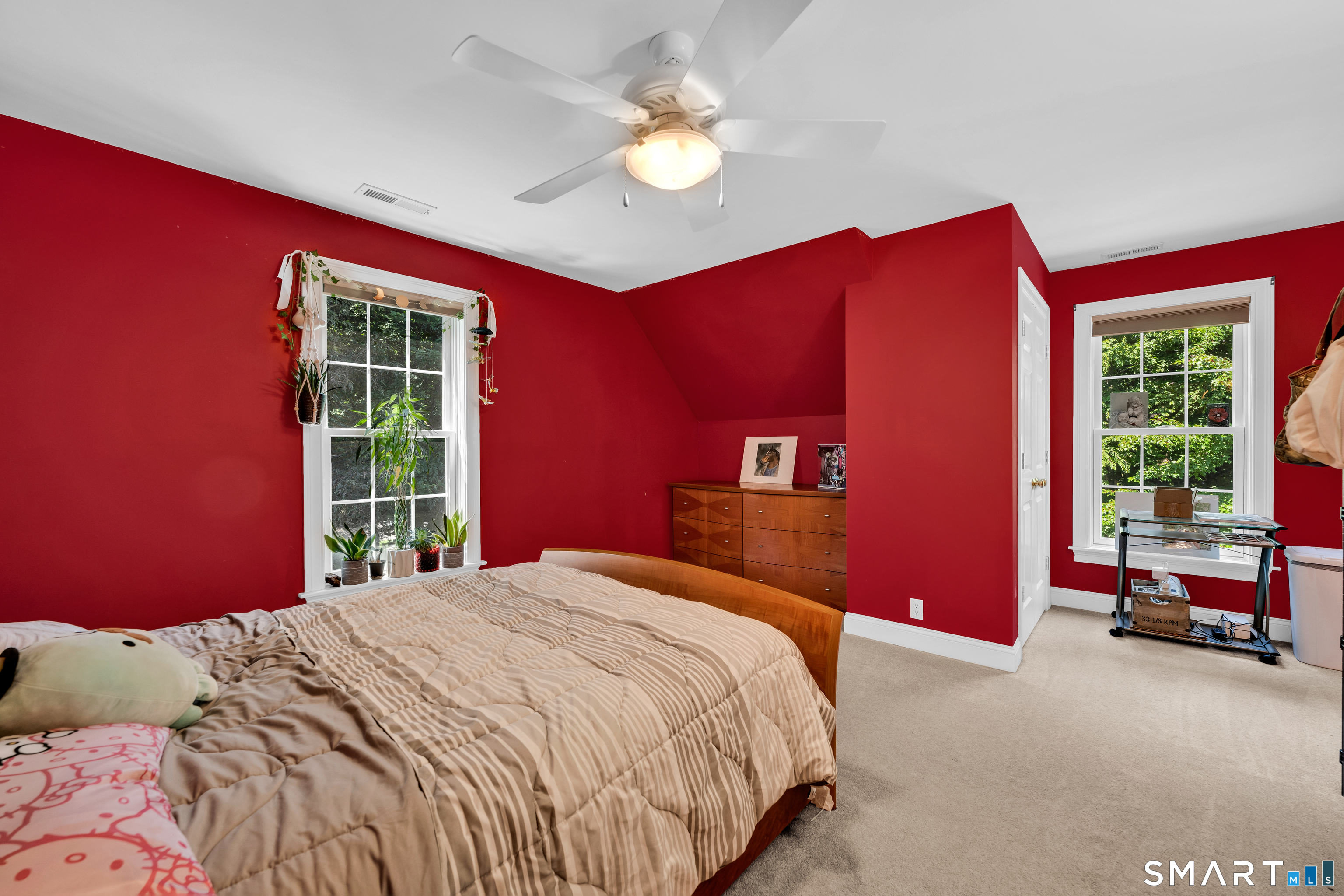 16 Highwood Crossing Burlington CT 06013