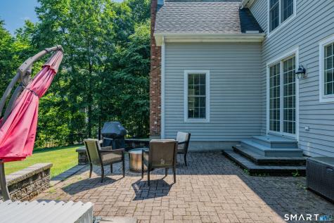 16 Highwood Crossing Burlington CT 06013