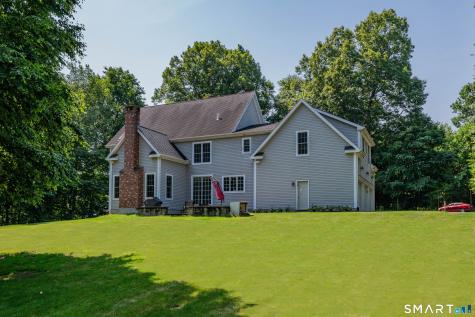 16 Highwood Crossing Burlington CT 06013