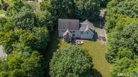 16 Highwood Crossing Burlington CT 06013